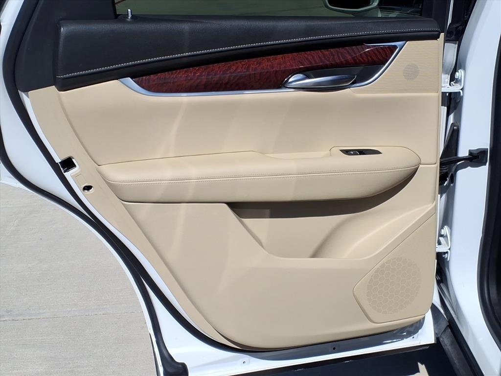 used 2018 Cadillac XT5 car, priced at $16,899