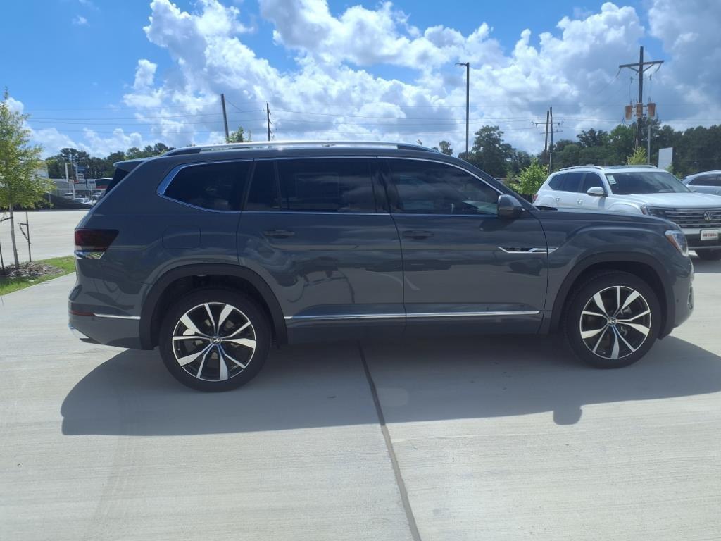 new 2025 Volkswagen Atlas car, priced at $51,536