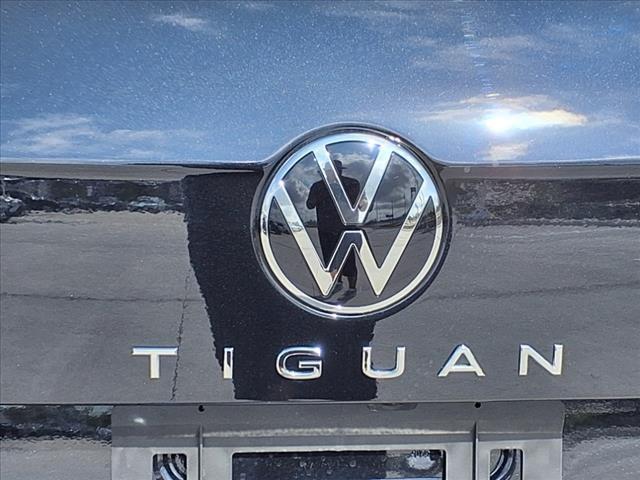 new 2024 Volkswagen Tiguan car, priced at $28,811