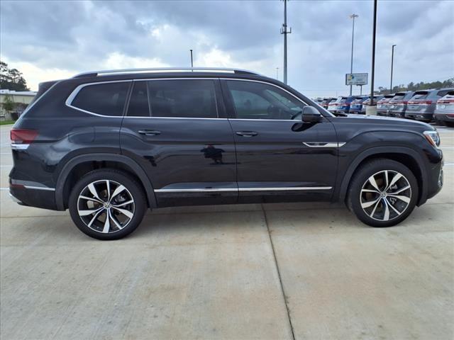 new 2025 Volkswagen Atlas car, priced at $54,296