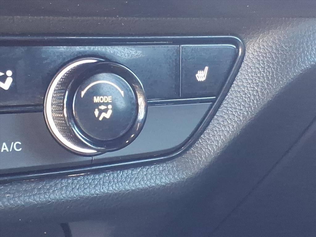 used 2025 Honda HR-V car, priced at $25,999