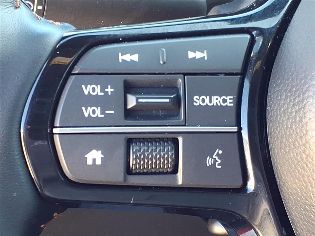 used 2025 Honda HR-V car, priced at $25,999