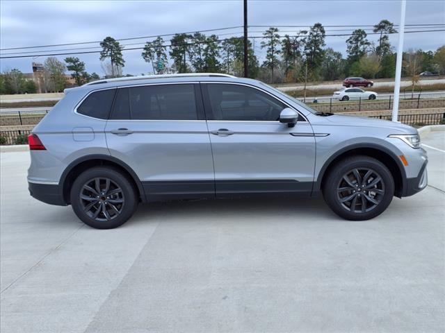 new 2024 Volkswagen Tiguan car, priced at $32,823