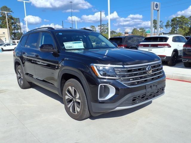 new 2024 Volkswagen Atlas car, priced at $37,086