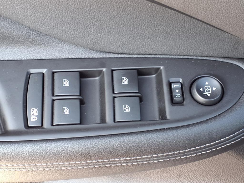 used 2019 Buick Envision car, priced at $20,189
