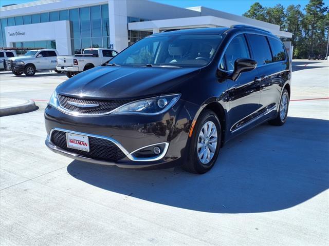 used 2019 Chrysler Pacifica car, priced at $16,488