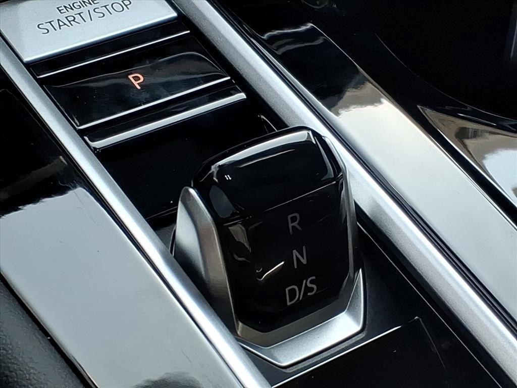 new 2026 Volkswagen Atlas car, priced at $51,821