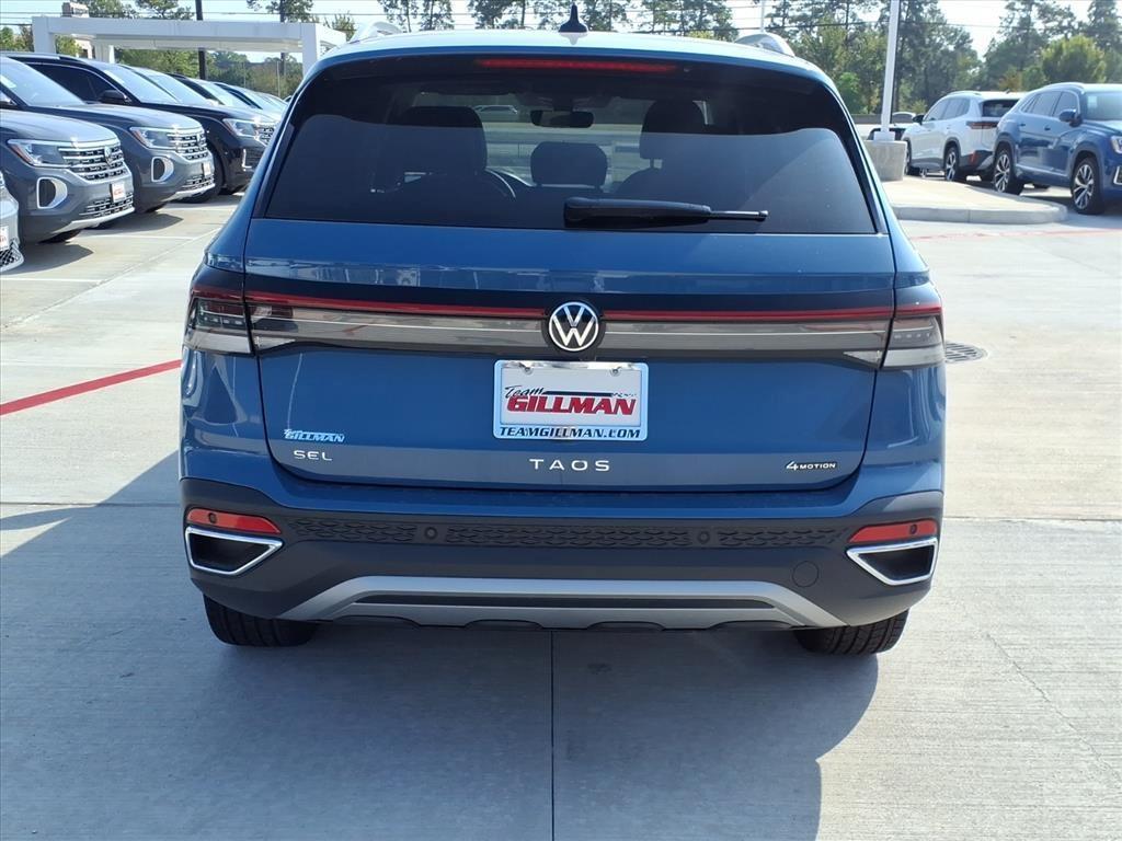 new 2025 Volkswagen Taos car