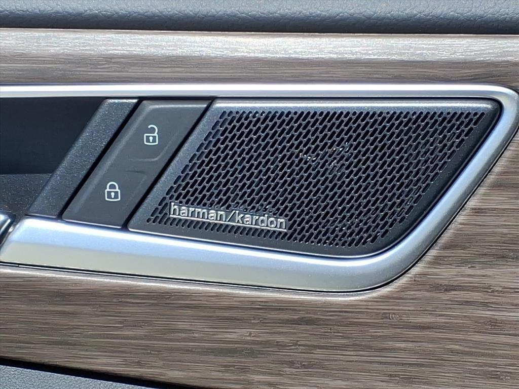 new 2026 Volkswagen Atlas car, priced at $55,498