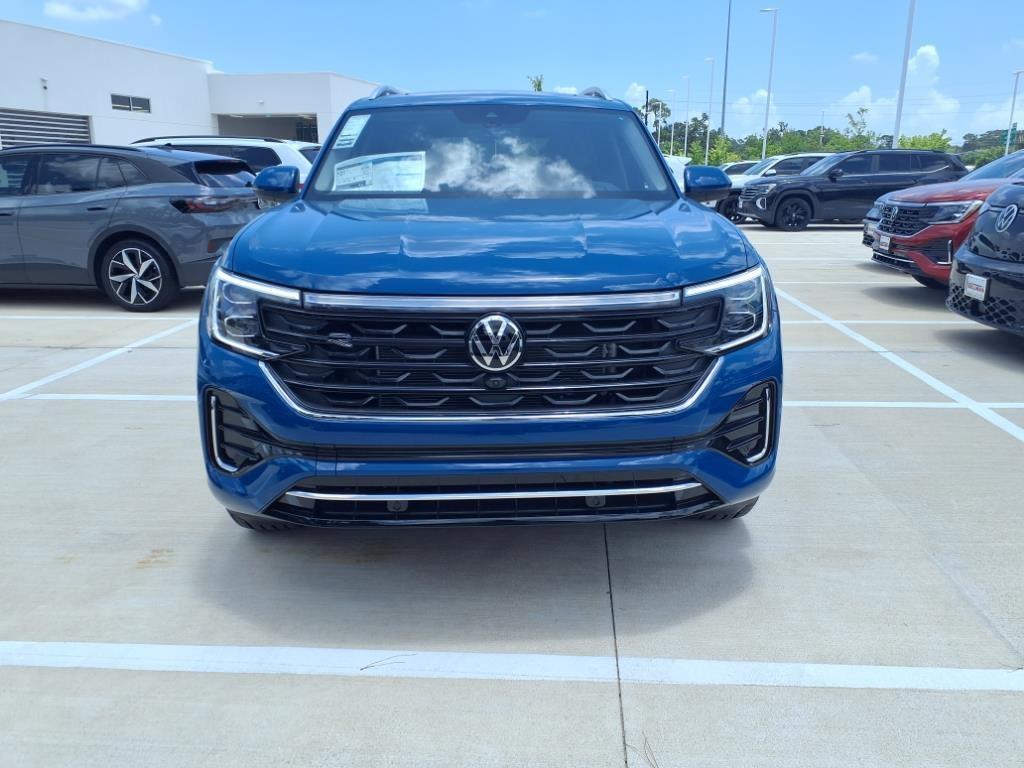 new 2025 Volkswagen Atlas car, priced at $48,700