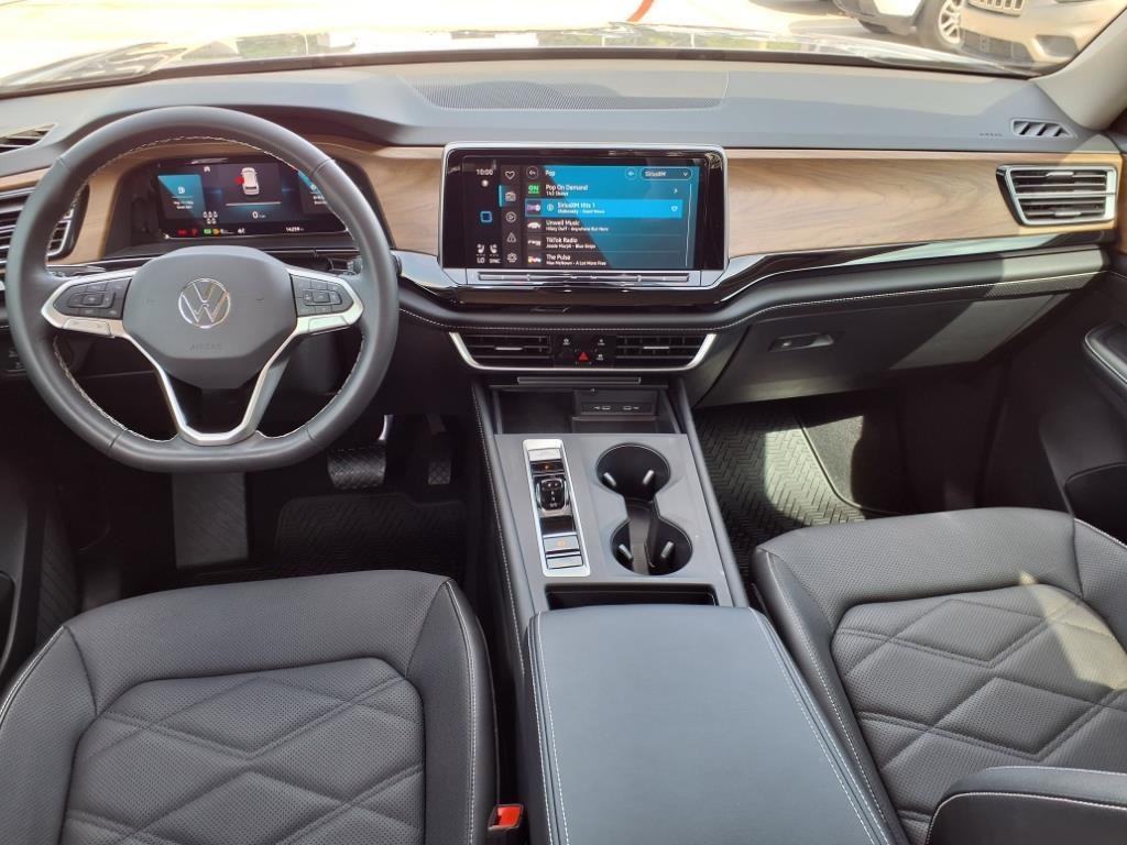 used 2024 Volkswagen Atlas car, priced at $33,395