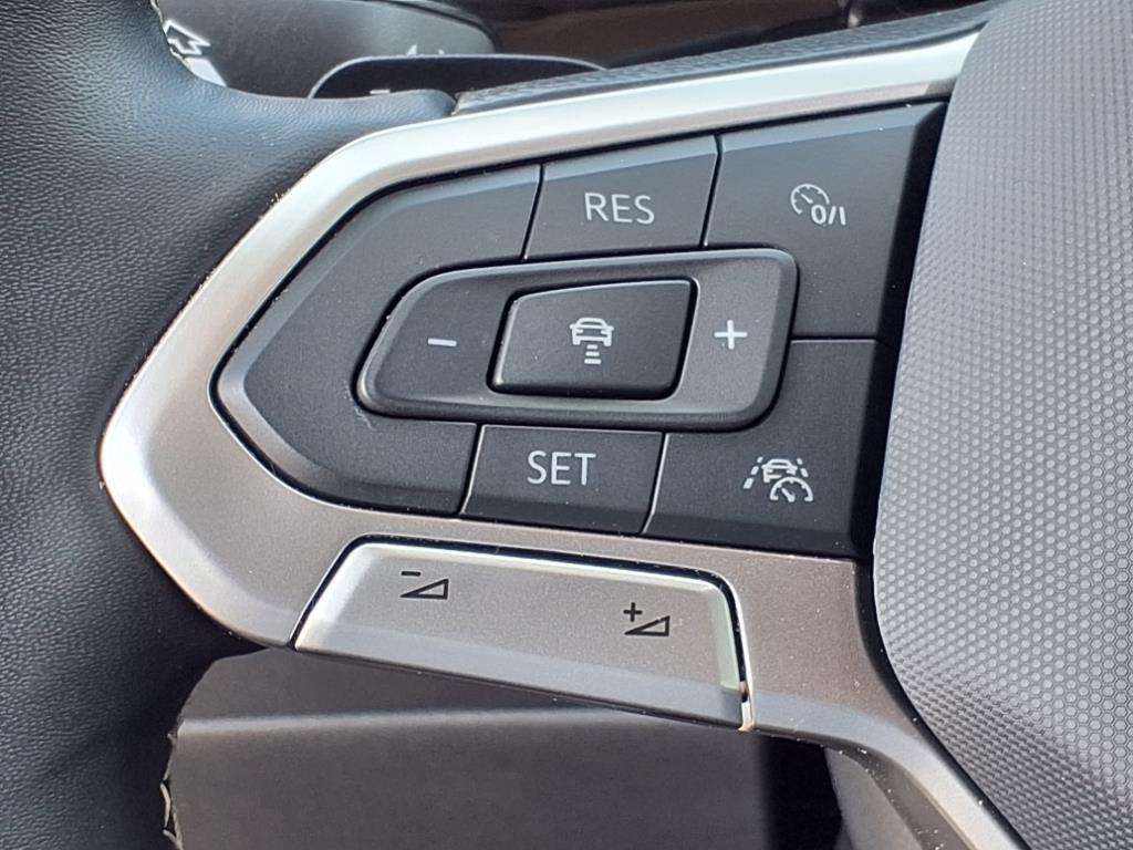 used 2024 Volkswagen Atlas car, priced at $33,395