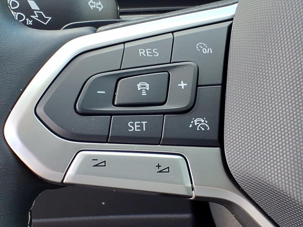 used 2025 Volkswagen Atlas car, priced at $37,788