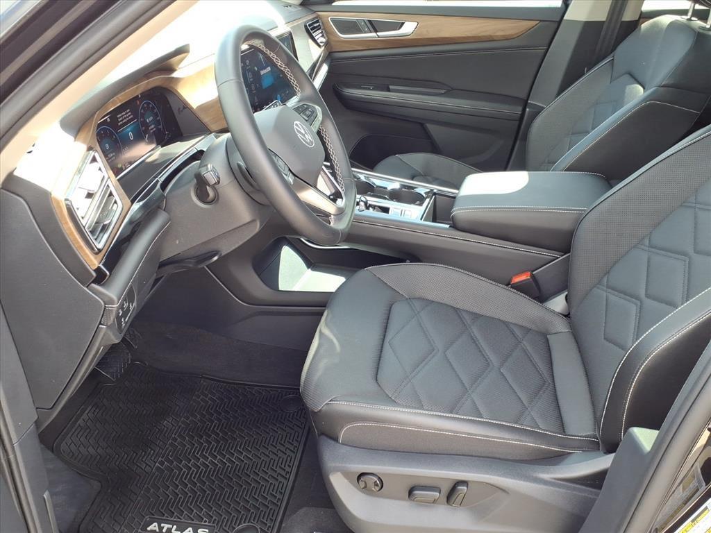 used 2025 Volkswagen Atlas car, priced at $37,788