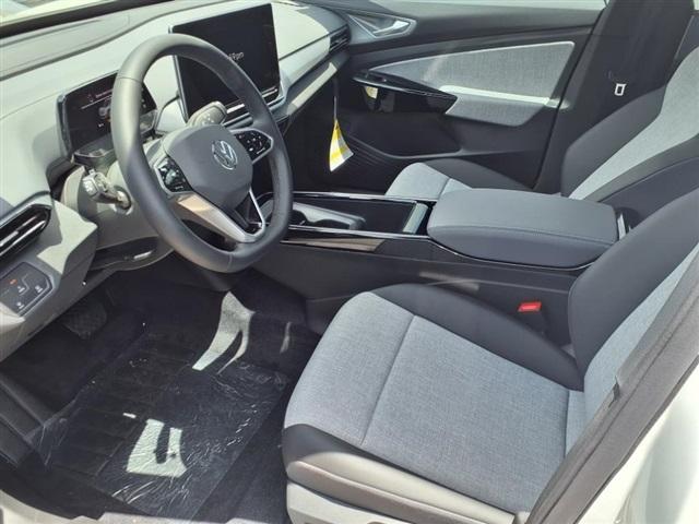 new 2025 Volkswagen ID.4 car, priced at $40,720
