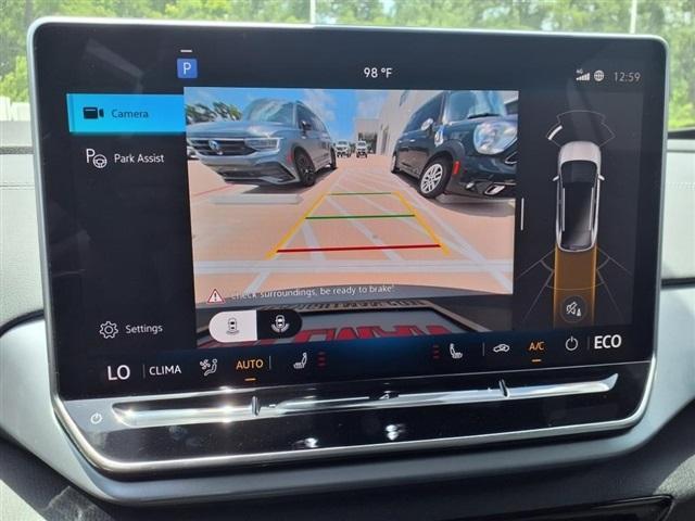 new 2025 Volkswagen ID.4 car, priced at $40,720