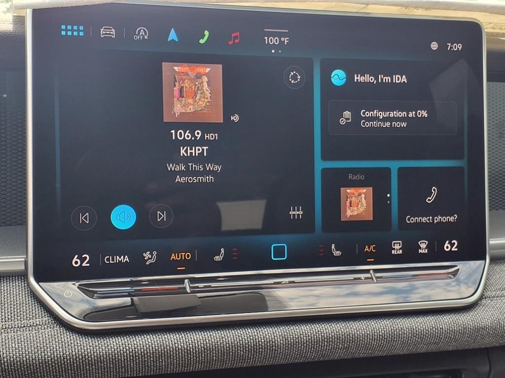 new 2025 Volkswagen Tiguan car, priced at $29,273