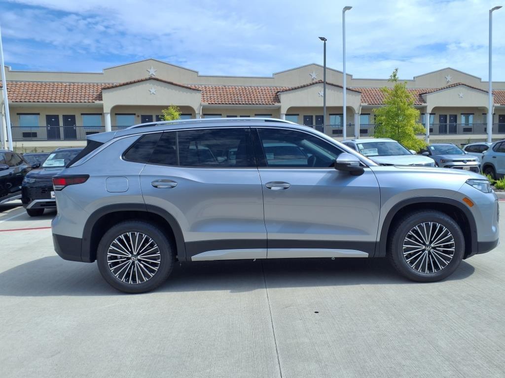 new 2025 Volkswagen Tiguan car, priced at $29,273