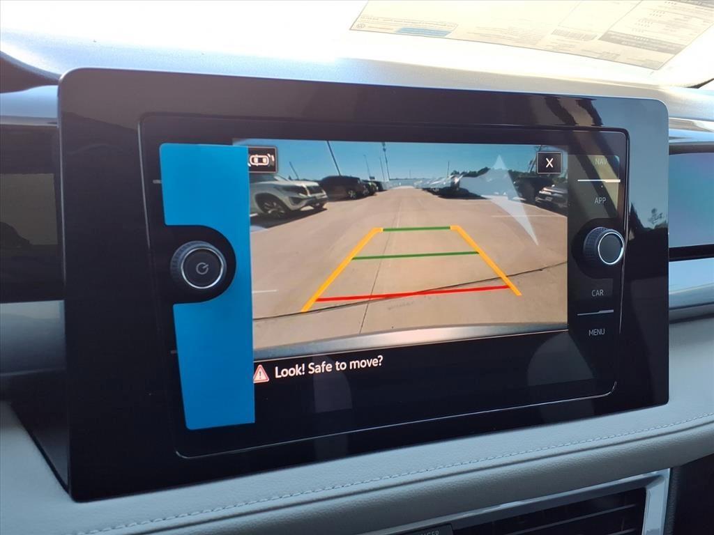 new 2025 Volkswagen Taos car