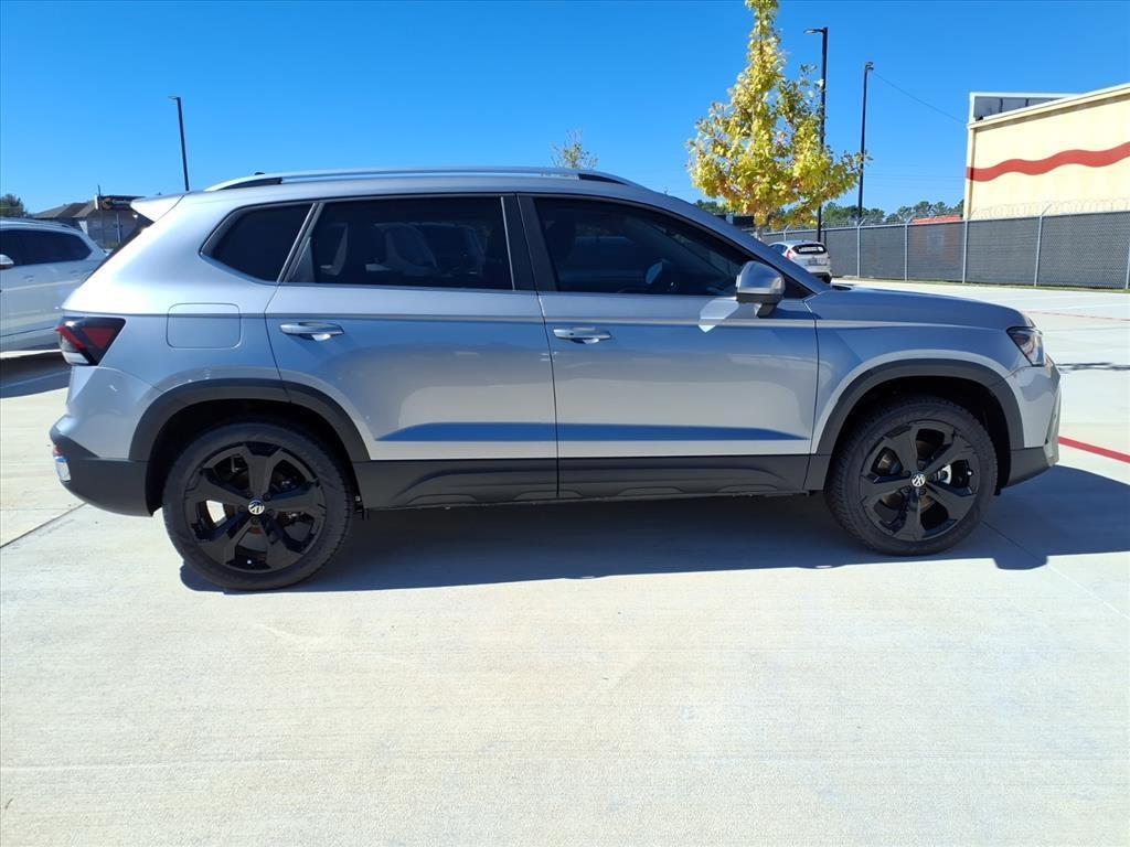 new 2025 Volkswagen Taos car