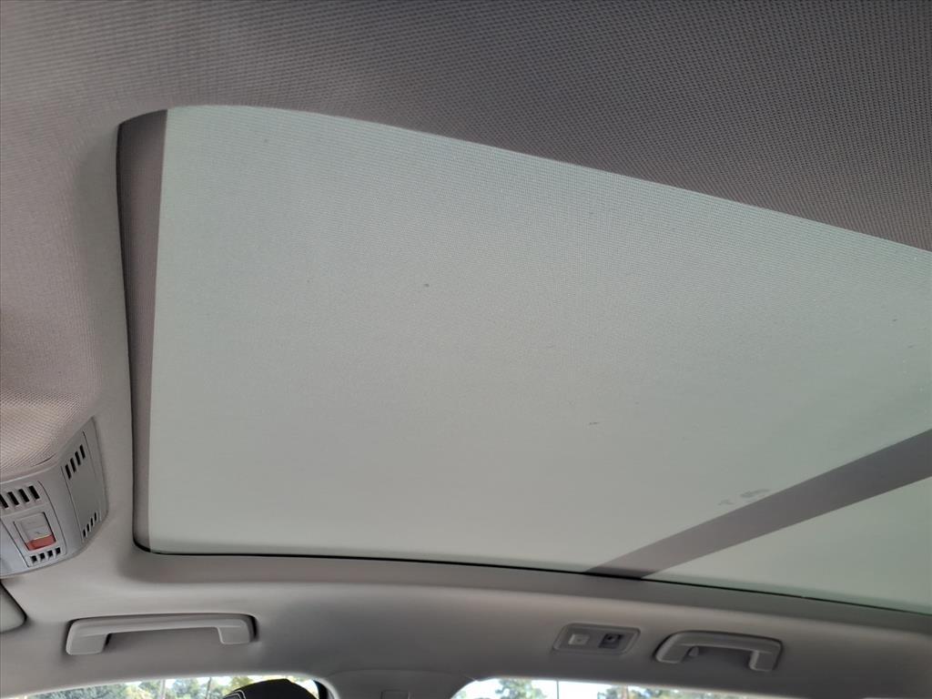 new 2025 Volkswagen Taos car