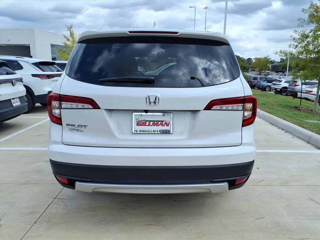 used 2022 Honda Pilot car, priced at $27,999