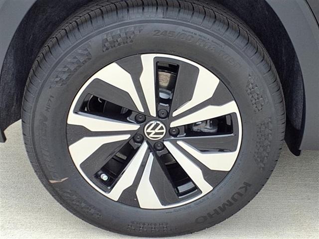new 2025 Volkswagen Atlas Cross Sport car, priced at $37,548