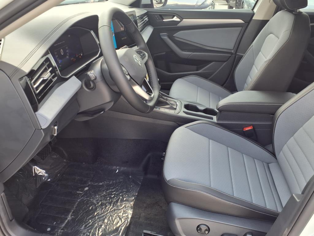 new 2025 Volkswagen Jetta car