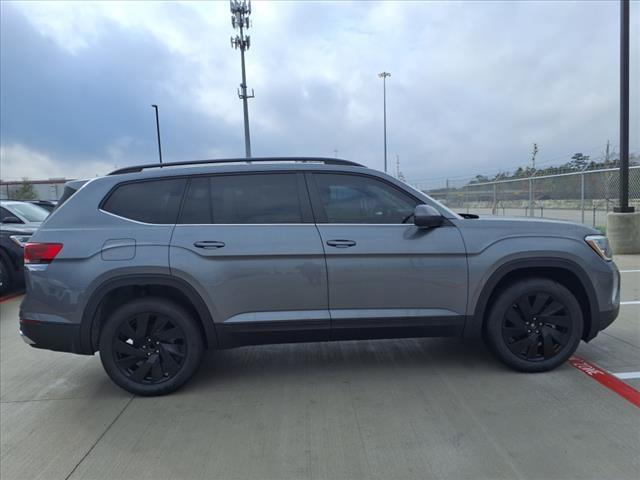 new 2025 Volkswagen Atlas car, priced at $44,521