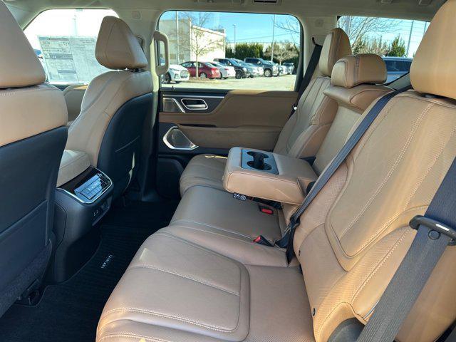 new 2025 INFINITI QX80 car, priced at $100,552