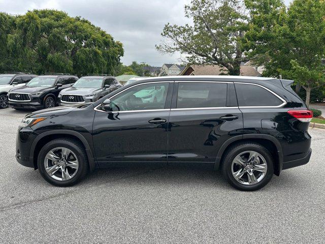 used 2019 Toyota Highlander car, priced at $31,588