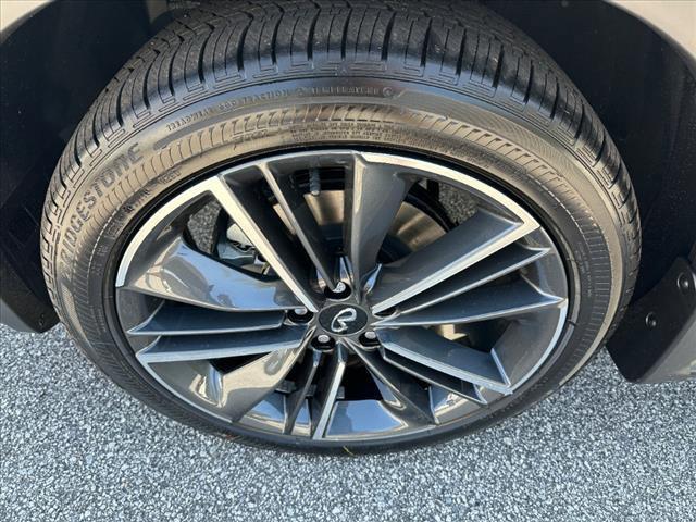 new 2025 INFINITI QX55 car, priced at $55,092