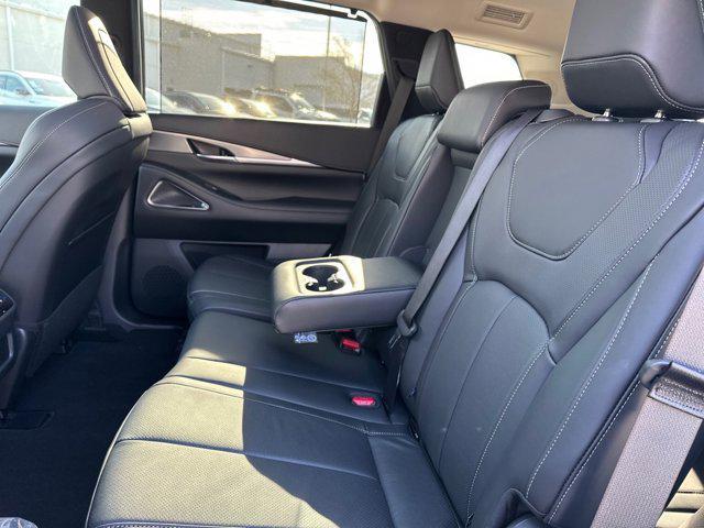 new 2025 INFINITI QX60 car, priced at $57,092