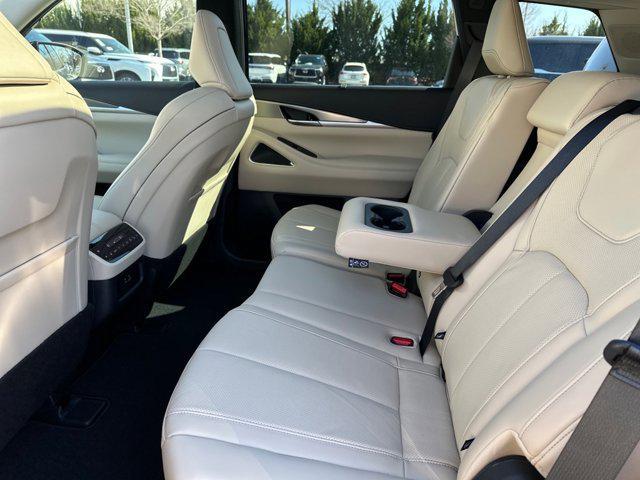 new 2025 INFINITI QX60 car, priced at $56,957