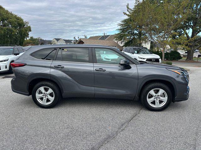 used 2023 Toyota Highlander car, priced at $30,968