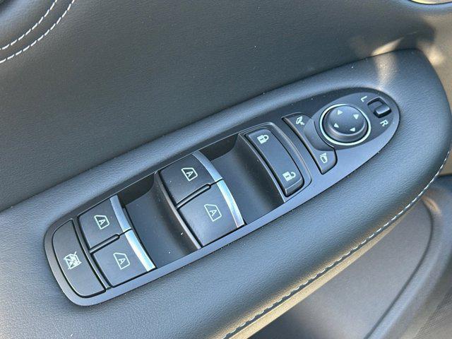 new 2025 INFINITI QX55 car, priced at $56,082