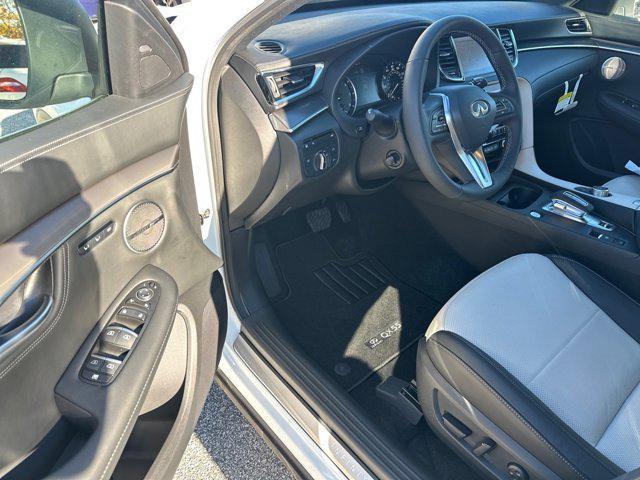 new 2025 INFINITI QX55 car, priced at $56,082