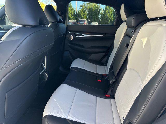 new 2025 INFINITI QX55 car, priced at $56,082