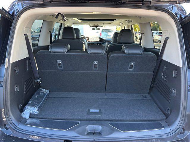 new 2025 INFINITI QX80 car, priced at $93,607