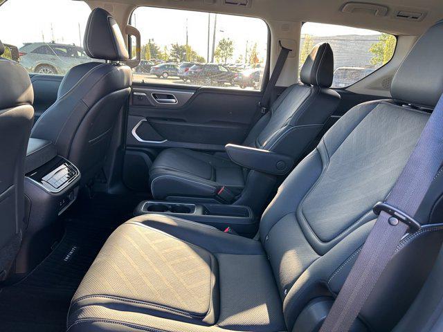 new 2025 INFINITI QX80 car, priced at $90,707