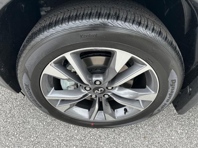 new 2025 INFINITI QX60 car, priced at $59,622