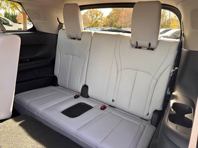 new 2026 INFINITI QX60 car, priced at $56,270