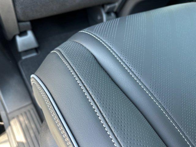 new 2025 INFINITI QX80 car, priced at $90,012