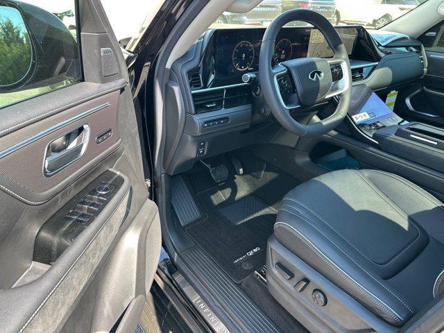 new 2025 INFINITI QX80 car, priced at $90,012