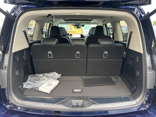 new 2025 INFINITI QX80 car, priced at $100,752