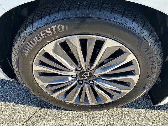 new 2025 INFINITI QX80 car, priced at $95,007
