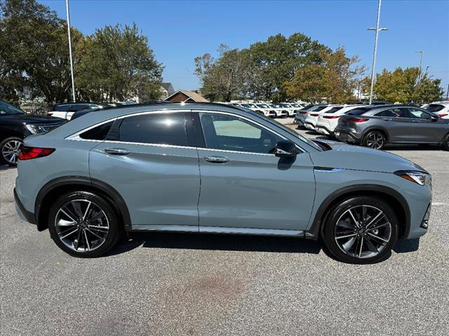 new 2025 INFINITI QX55 car, priced at $47,906