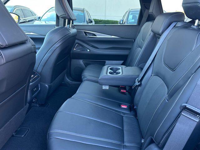 new 2025 INFINITI QX60 car, priced at $57,612