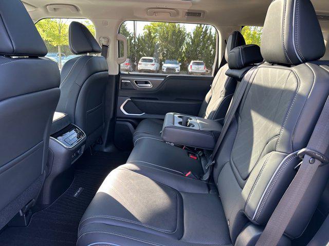 new 2025 INFINITI QX80 car, priced at $93,812