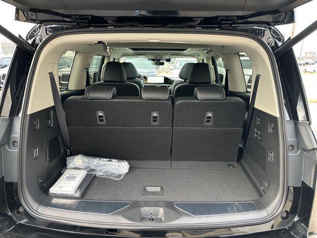 new 2025 INFINITI QX80 car, priced at $100,552